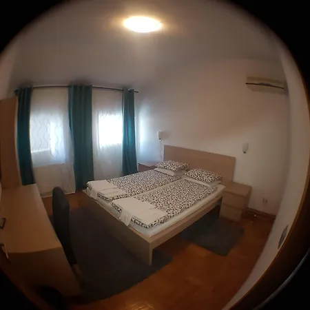 Stari Tisler Vendégház 3*