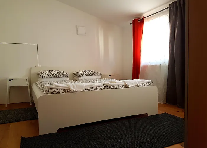 ゲストハウス スタリ ティスラー リュブリャナ