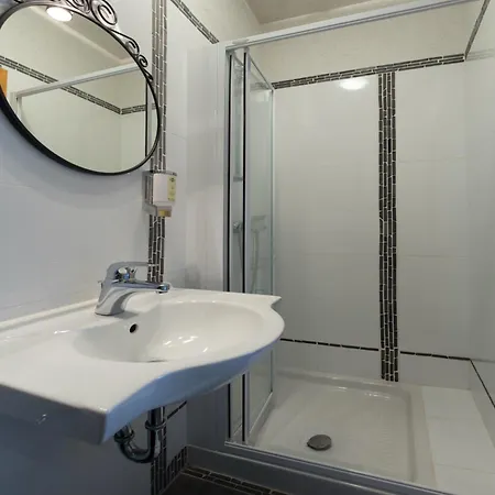 Πανσιόν Stari Tisler 3*