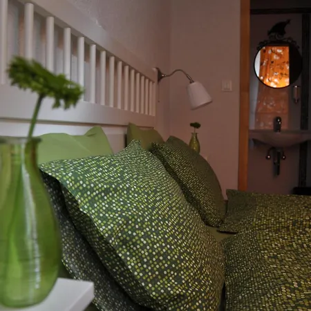 Stari Tisler Гостьовий будинок 3*