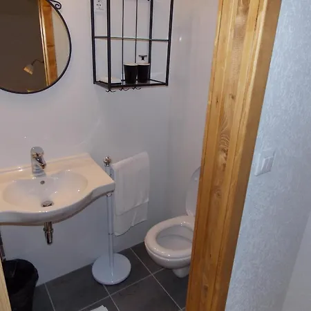 Gostinjska kuća Stari Tisler 3*